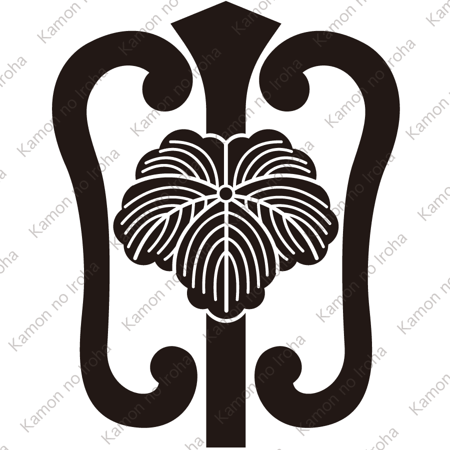 中陰唐団扇に蔦紋