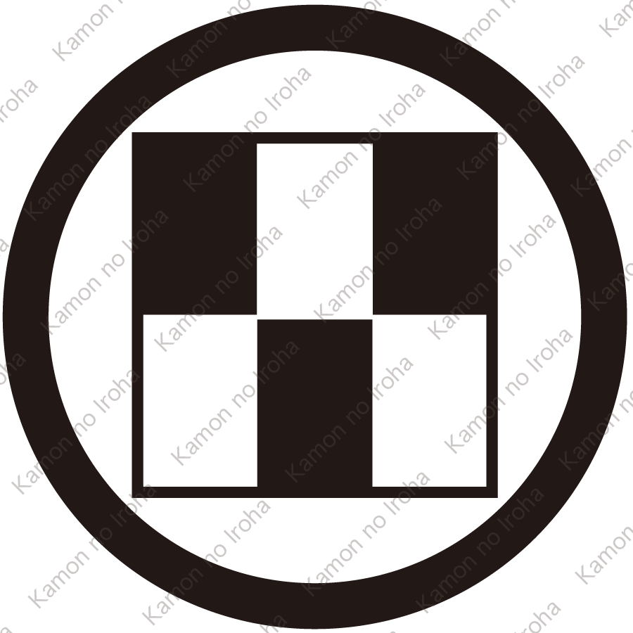 中輪に陰陽立て三つ石紋