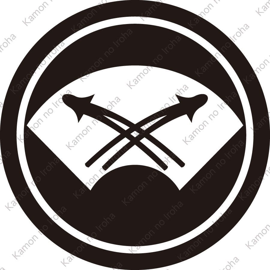 中輪に石持ち地抜き地紙に違い松葉紋