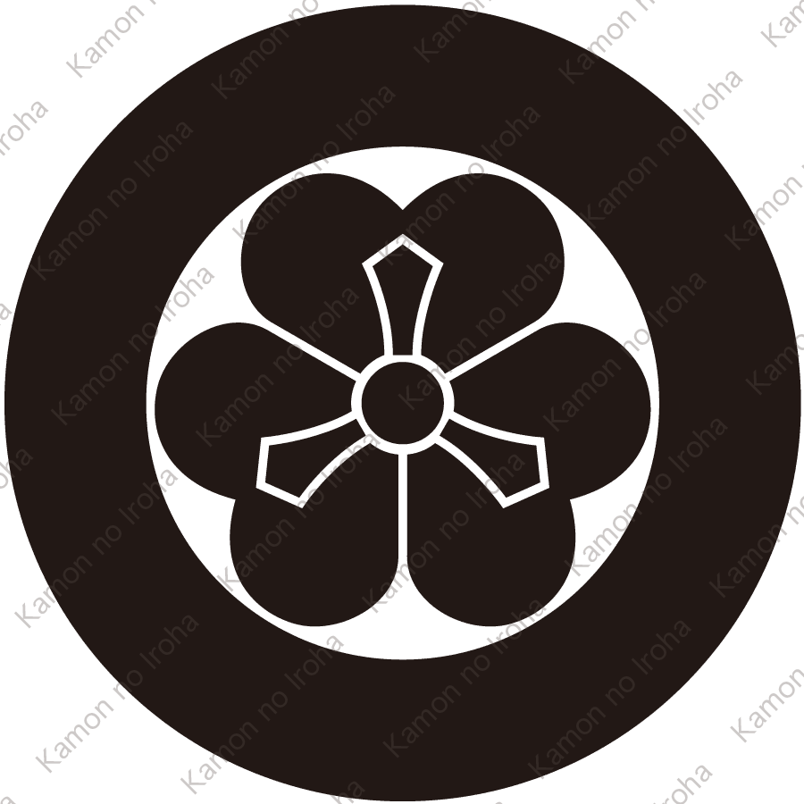 太輪に剣出片喰紋