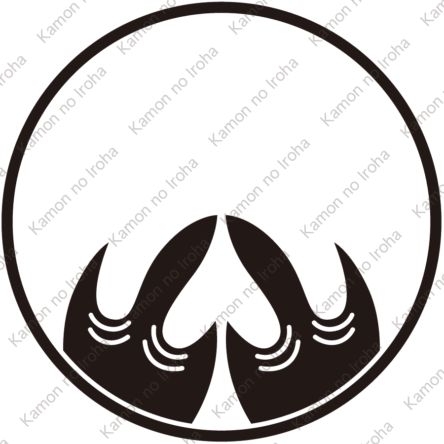 糸輪に覗き抱き角紋