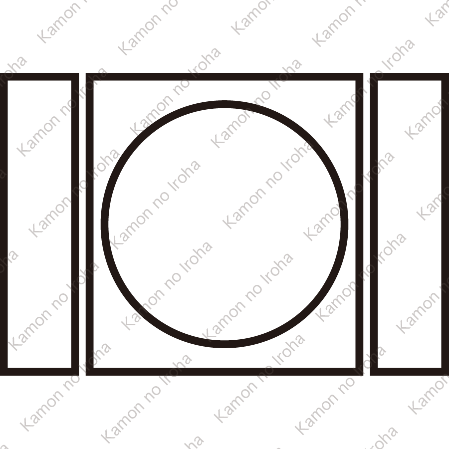陰岩城櫺子に月紋