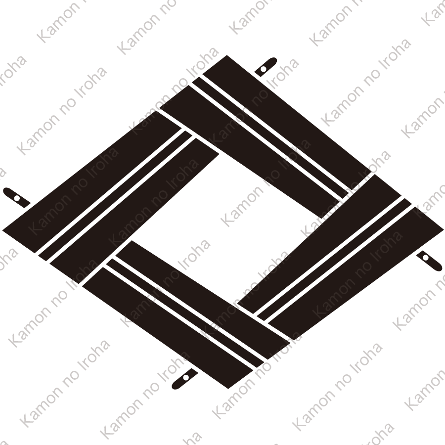 重ね扇菱紋