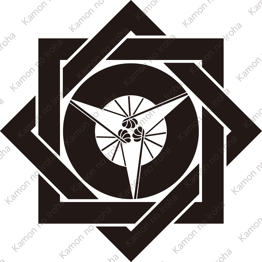 組み合い角に三つ扇紋