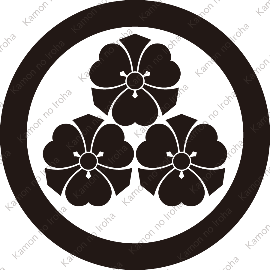 丸に三つ盛り剣片喰紋