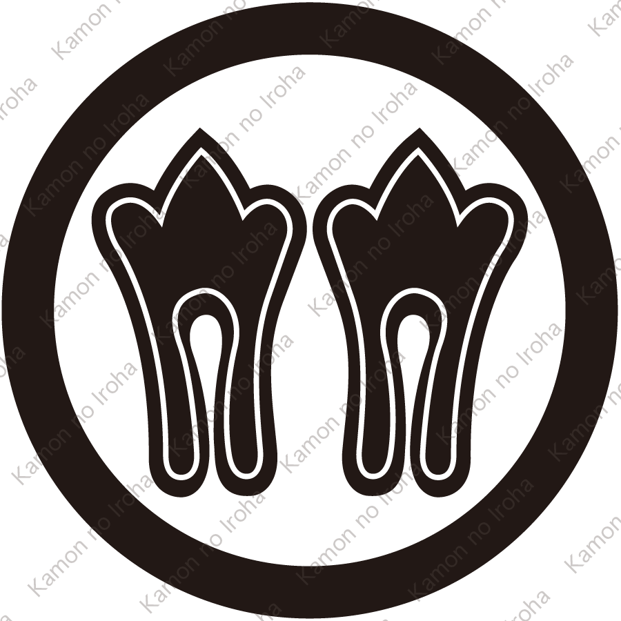 丸に並び胡桃紋