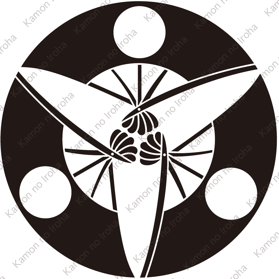 三つ日の丸反り扇紋