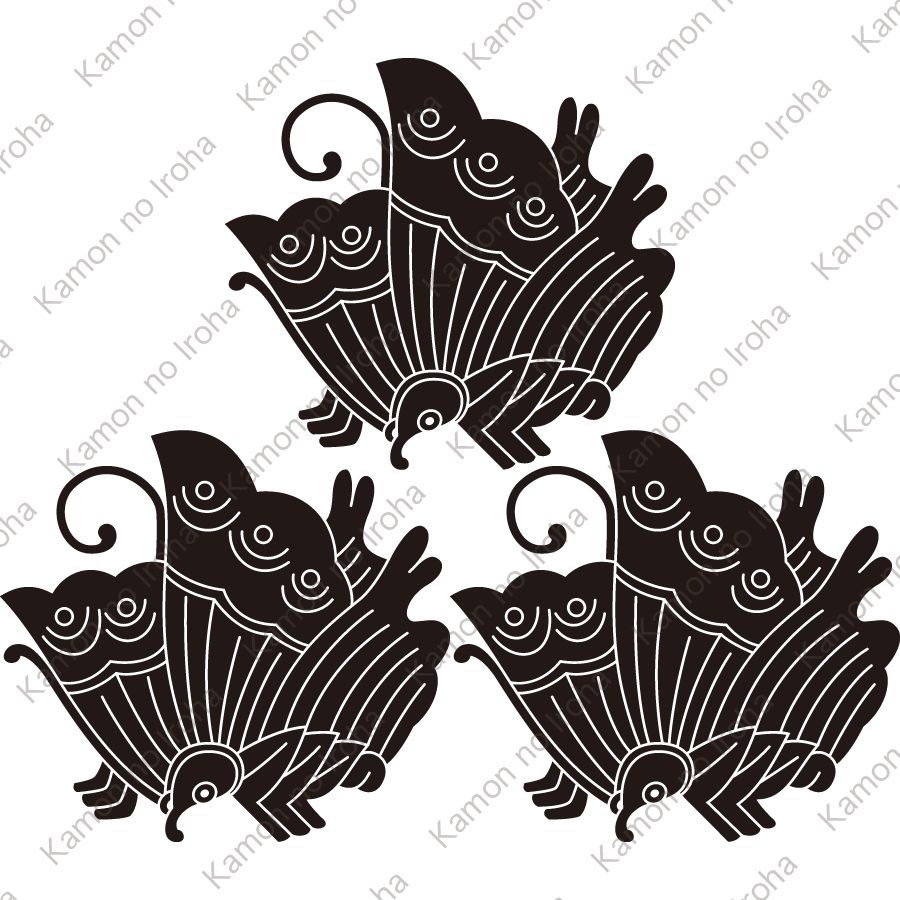 三つ盛り揚羽蝶紋