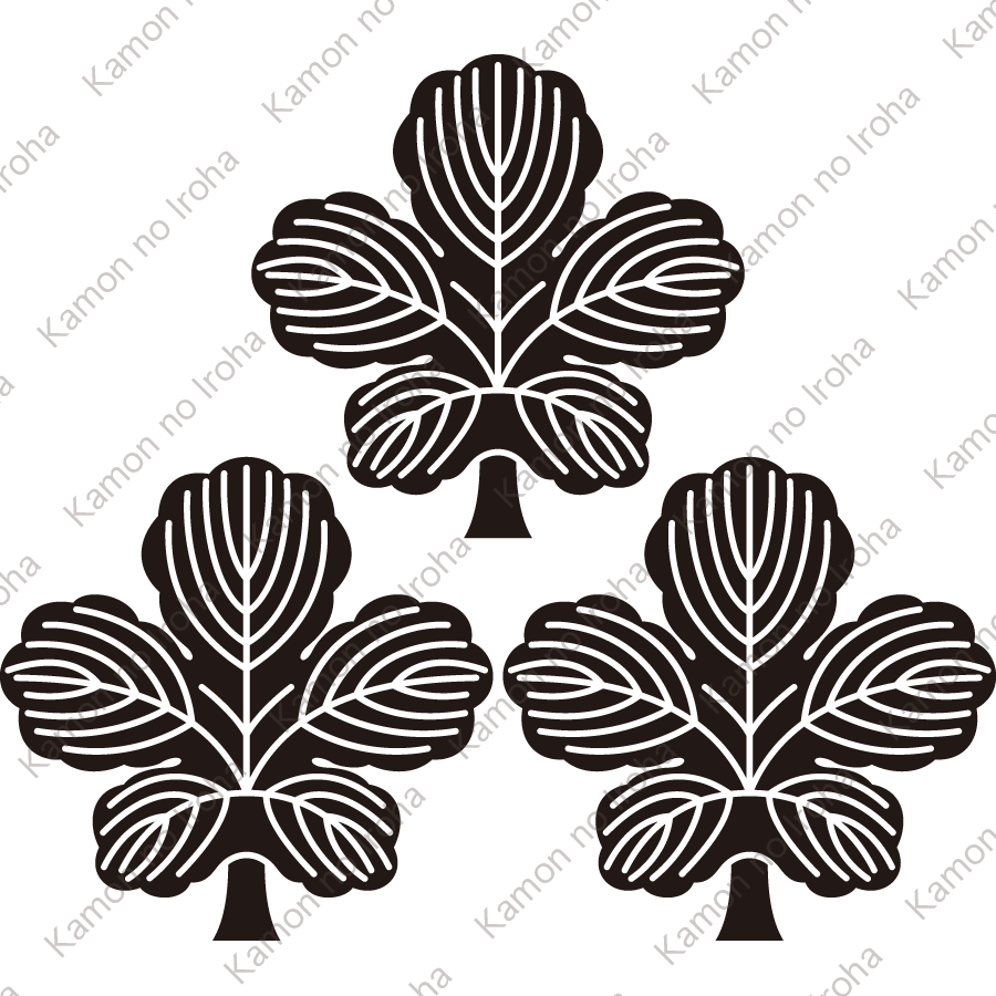 三つ盛り梶の葉紋