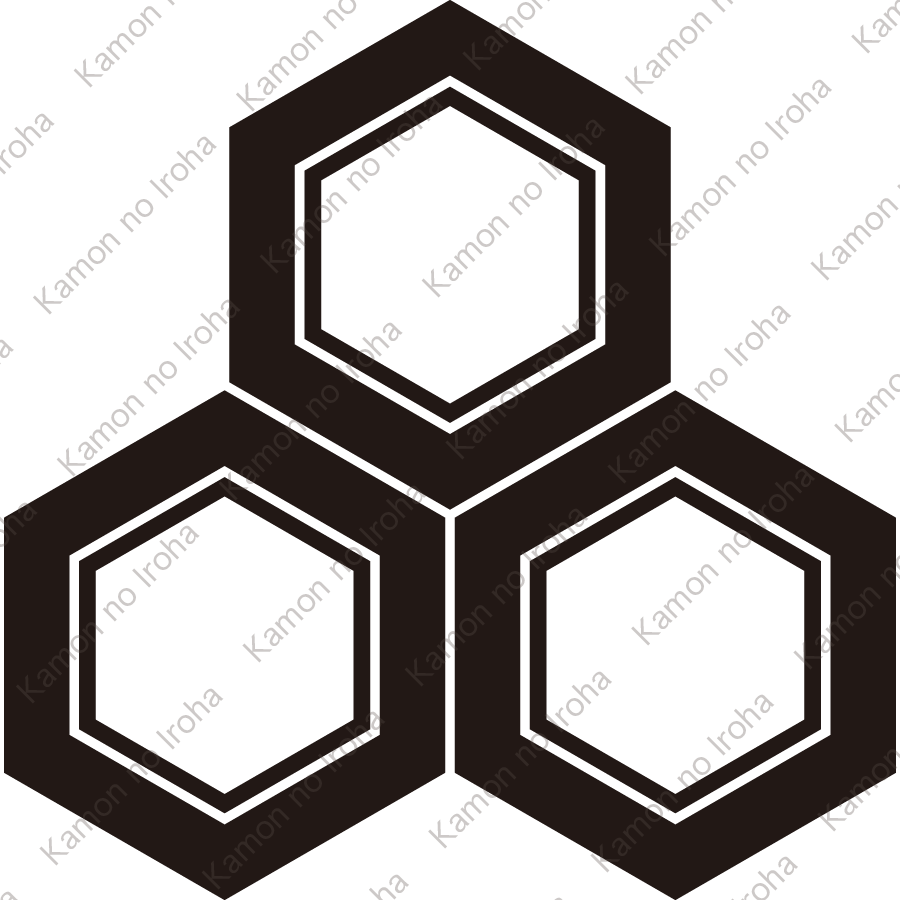 三つ盛り亀甲紋