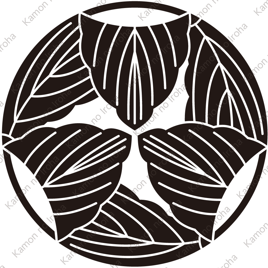 軸付き三つ折れ柏紋