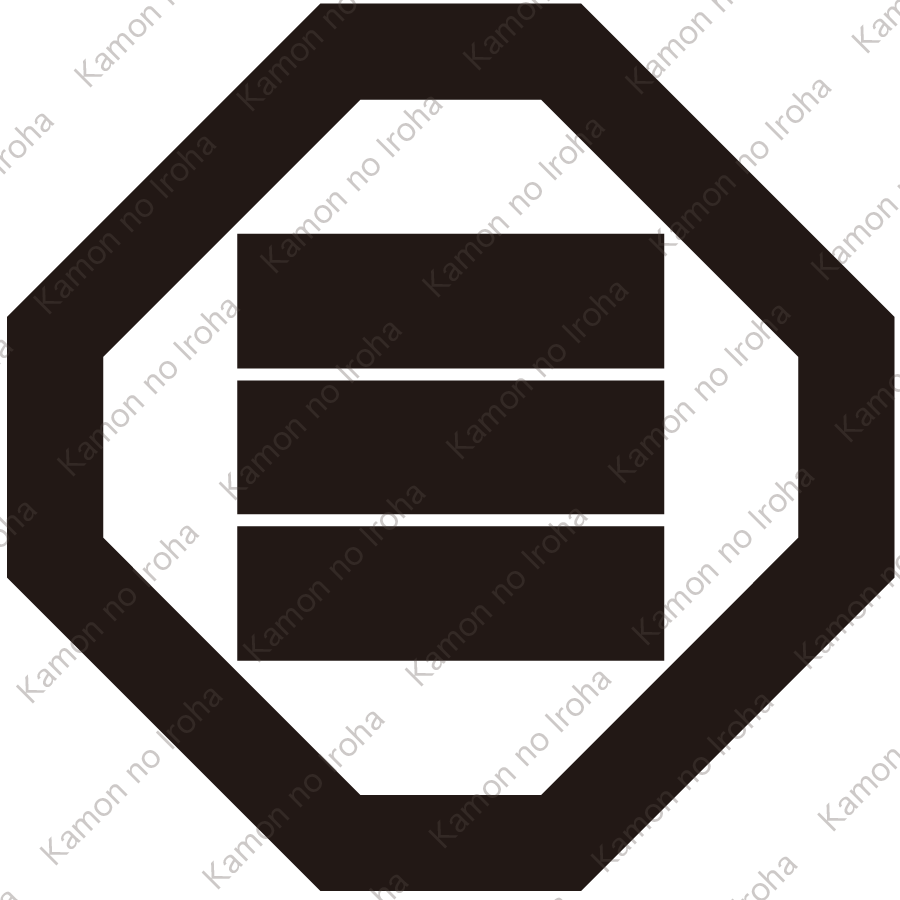 折敷に角三文字紋