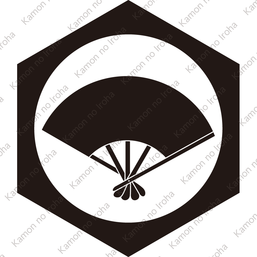 六角鉄砲角に五本骨扇紋