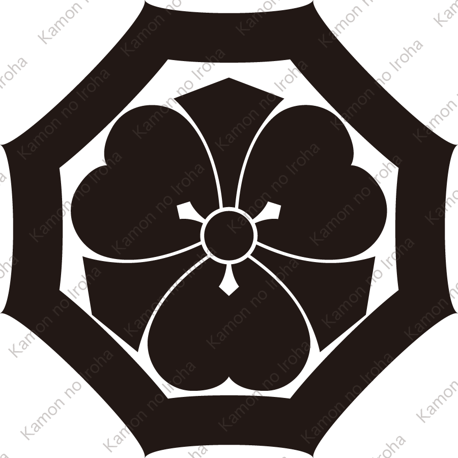 反り隅切り角に剣片喰紋