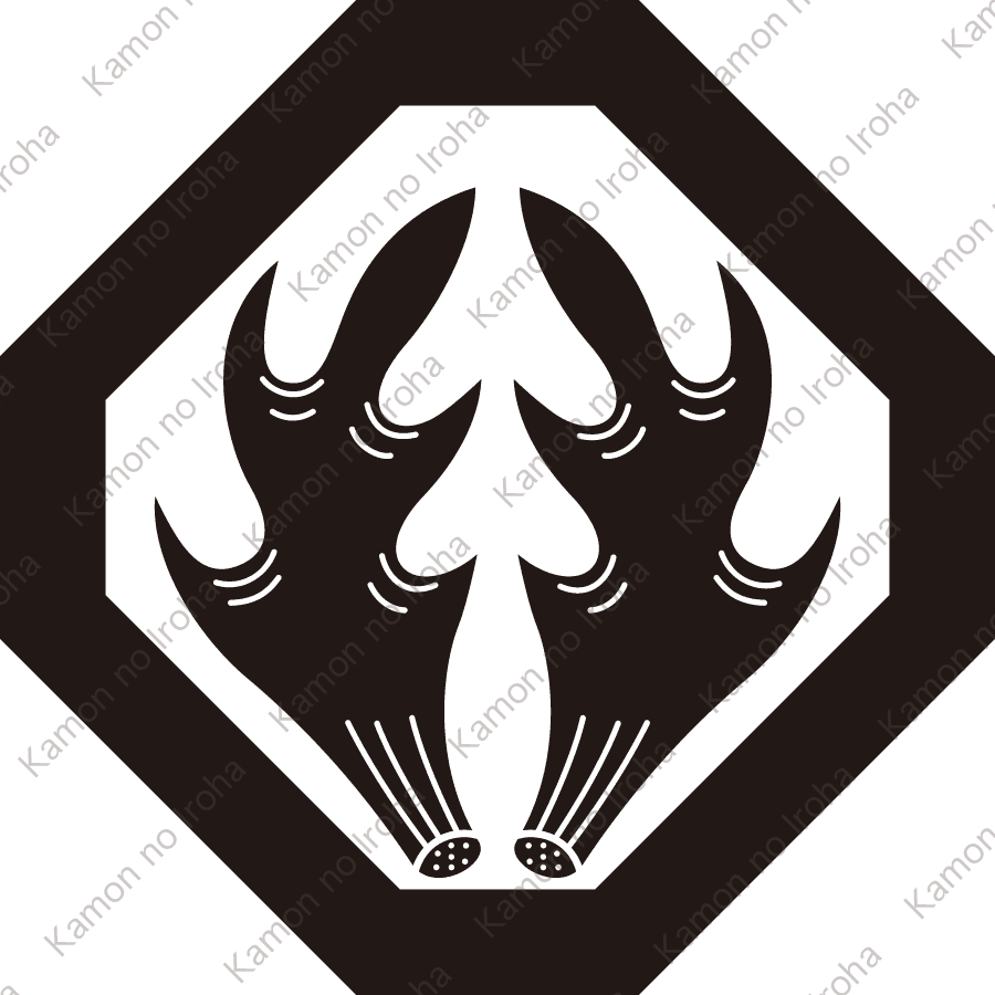 隅切り角に抱き角紋