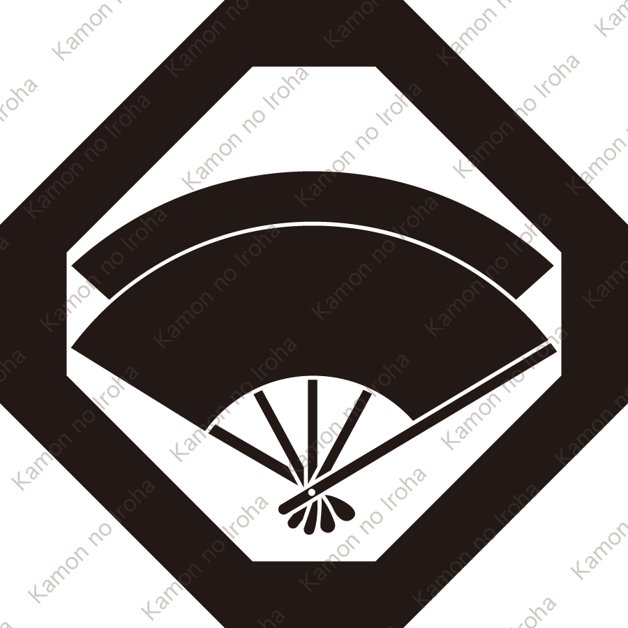 隅切り角に重ね扇紋