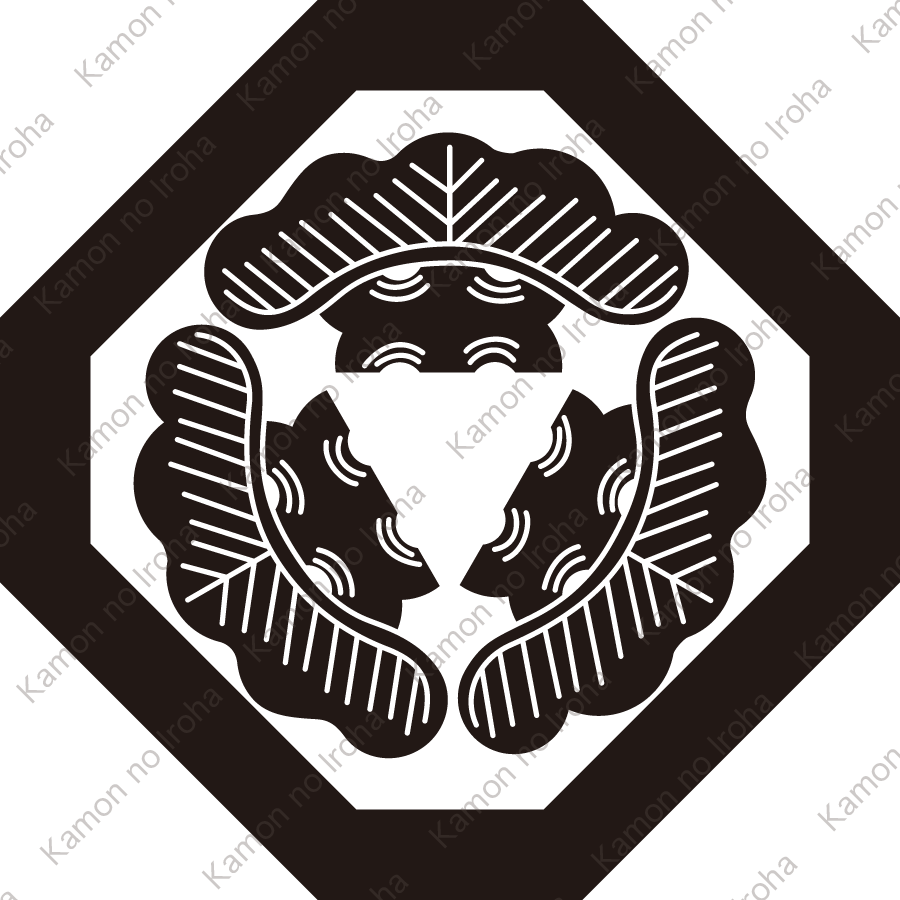 隅切り角に三つ松紋