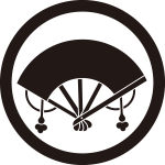 中輪に房付き扇紋