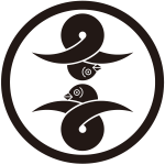 中輪に頭合せ二つ結び雁金紋