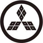 中輪に三つ隅合せ四つ目菱紋