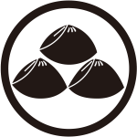 細輪に三つ盛り蛤紋