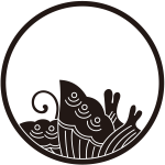 糸輪に覗き揚羽蝶紋