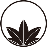 糸輪に覗き楓紋