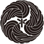 軸違い三つ柏巴紋