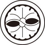 陰丸に対い銀杏紋