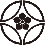 陰七宝に桔梗紋