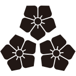 頭わせ三つ桔梗紋