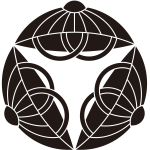 変り三つ寄せ笠紋