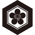 亀甲に台梅鉢紋