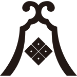 琴柱に隅立て四つ目紋