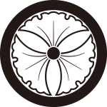 丸に中陰三つ銀杏紋