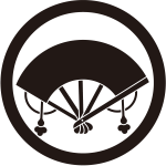 丸に房付き扇紋