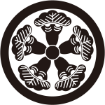 丸に五つ松車紋