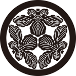 丸に頭合せ三つ梶の葉紋