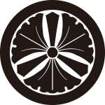 丸に剣三つ銀杏（２）紋