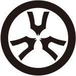 丸に三つ琴柱紋