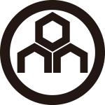 丸に三つ盛り一重亀甲崩し紋