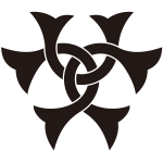 三つ組み鍬形紋