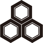 三つ盛り亀甲紋