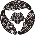 三つ追い茗荷に蔦紋