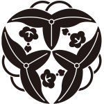 三つ寄せ変り沢瀉紋