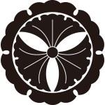 外雪輪に三つ銀杏紋