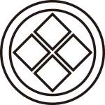 総陰丸に隅立て四つ石紋