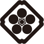 隅入り角に梅鉢紋