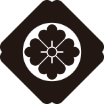 隅入り鉄砲角に花角紋