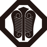 隅切り角に唐団扇紋